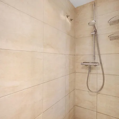 Backbord 21 *